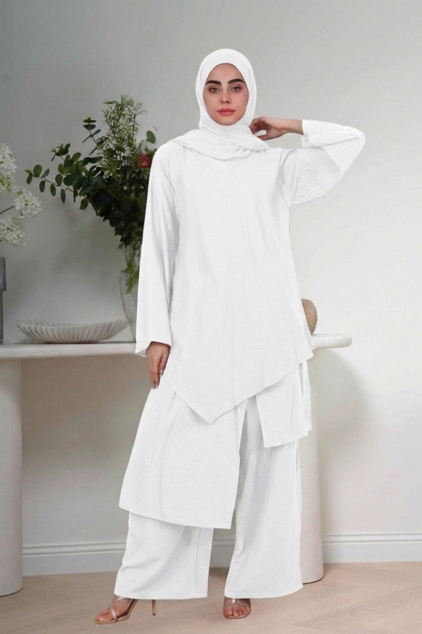 Haroof Two Piece Set in White - Front view - Arabic calligraphy architectural design - AWAASHI Premier modest fashion