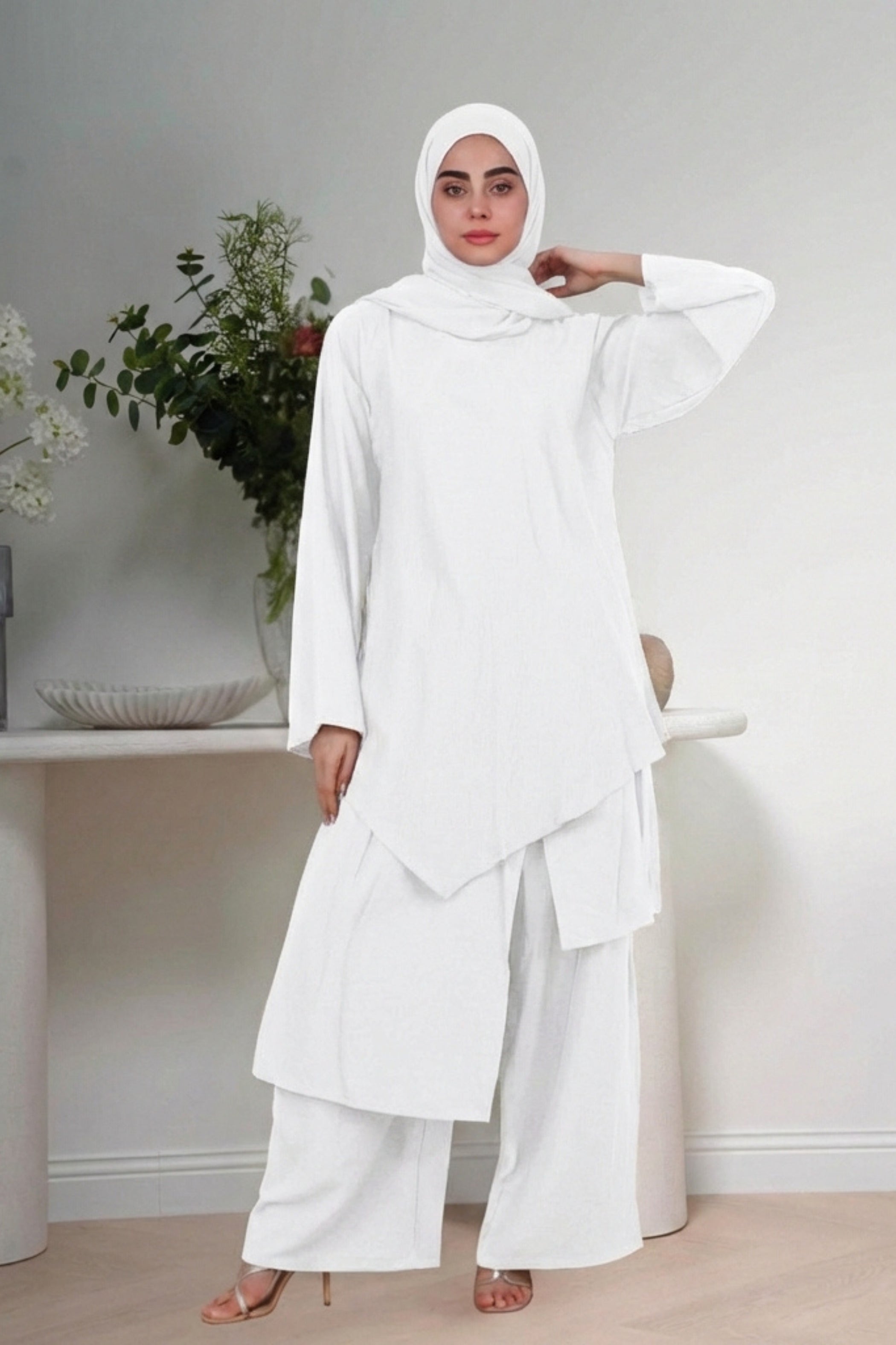Haroof Two Piece Set in White - Front view - Arabic calligraphy architectural design - AWAASHI Premier modest fashion
