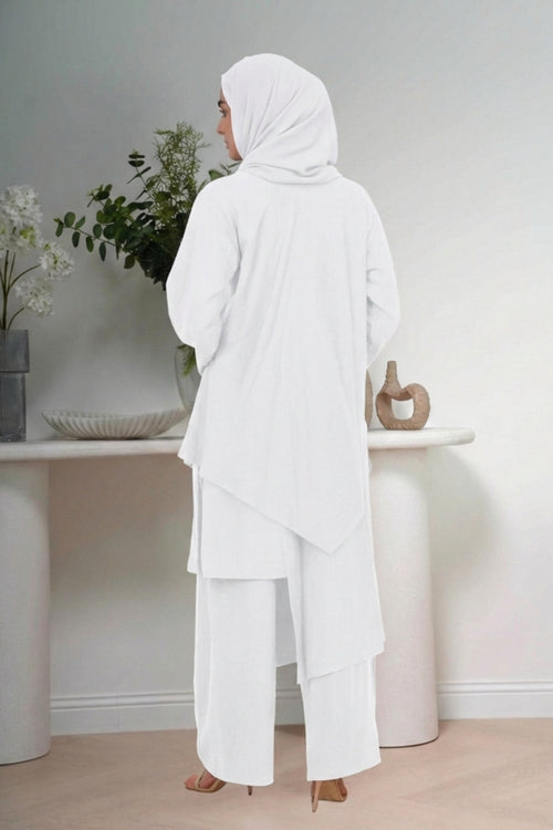 Charger l'image 1 dans la vue galerie. Haroof Two Piece Set in White - Back view - Arabic calligraphy architectural design - AWAASHI Premier modest fashion
