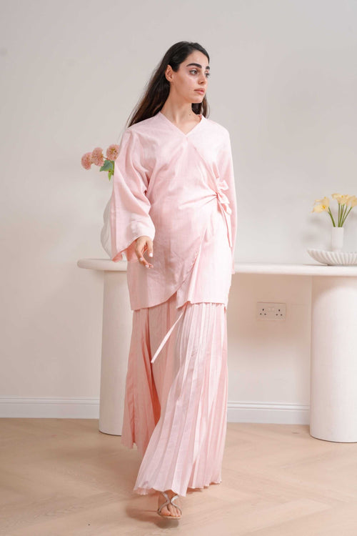 Load image 1 in gallery view