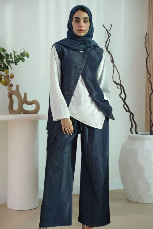 Charger l'image 1 dans la vue galerie. Indigo Layered Set in Midnight Blue - Layered architectural design - AWAASHI Premier modest fashion
